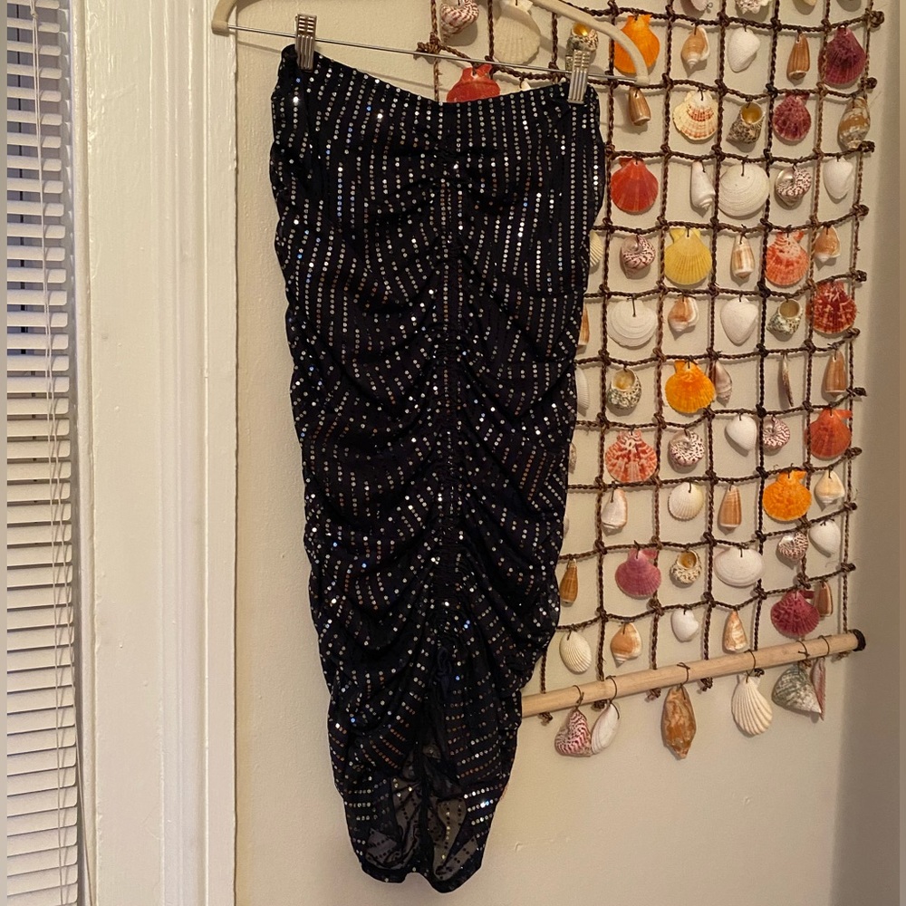 VENUS sequin skirt